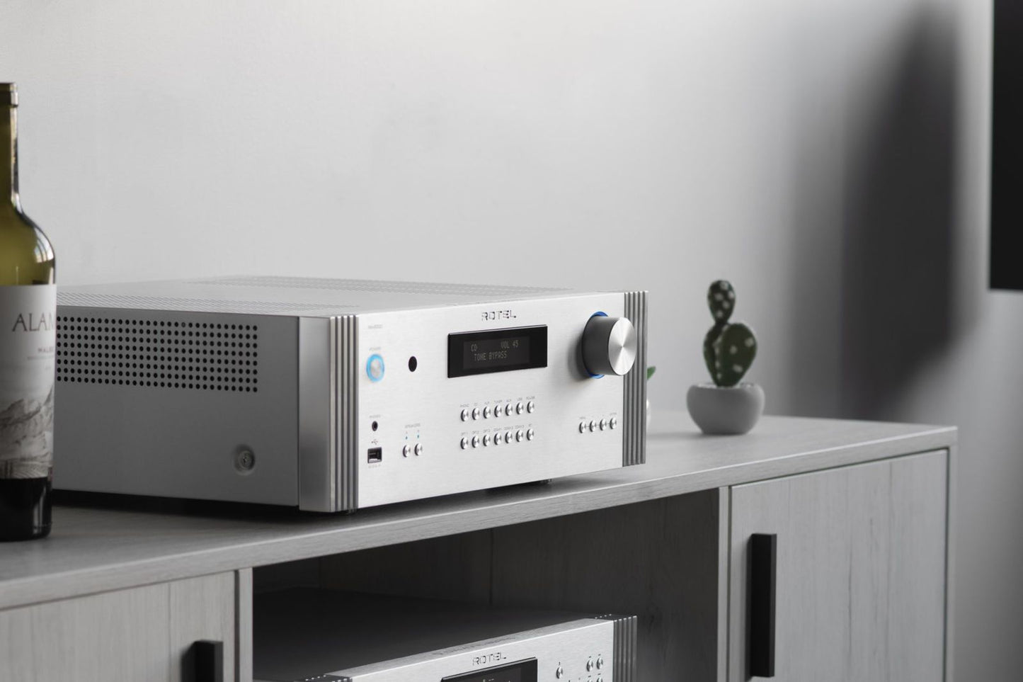 Rotel RA-6000S