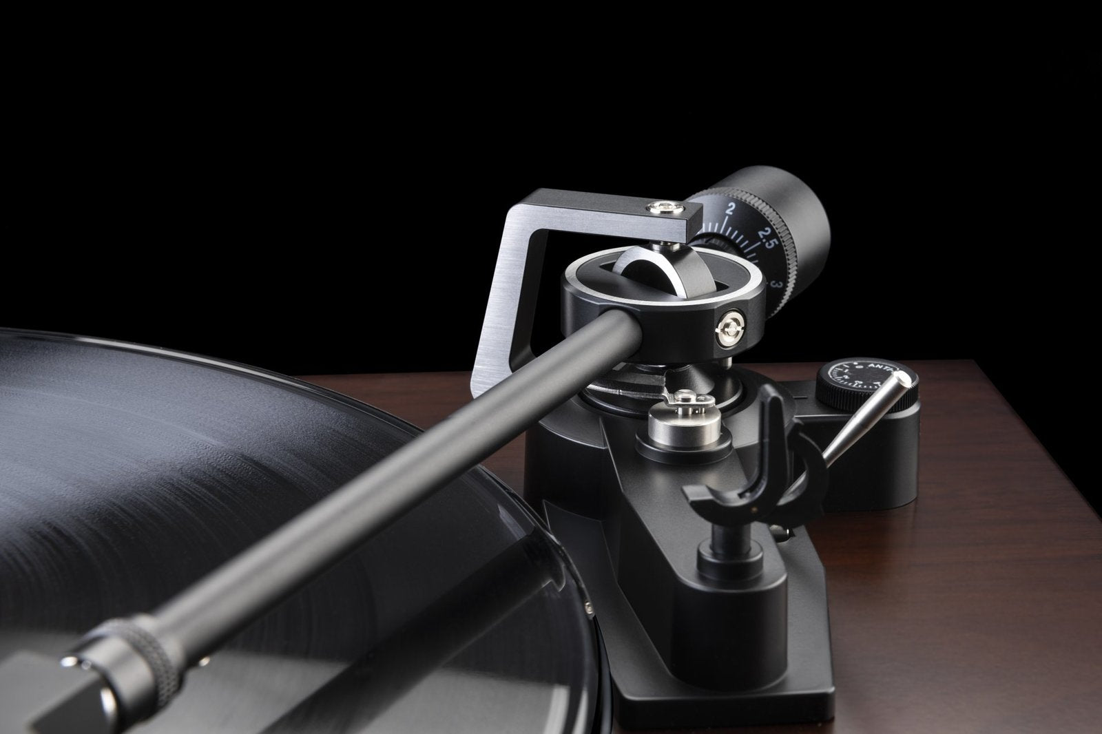 Dual CS 618Q WALNUT