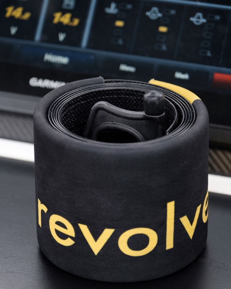 Revolve Pikhaak