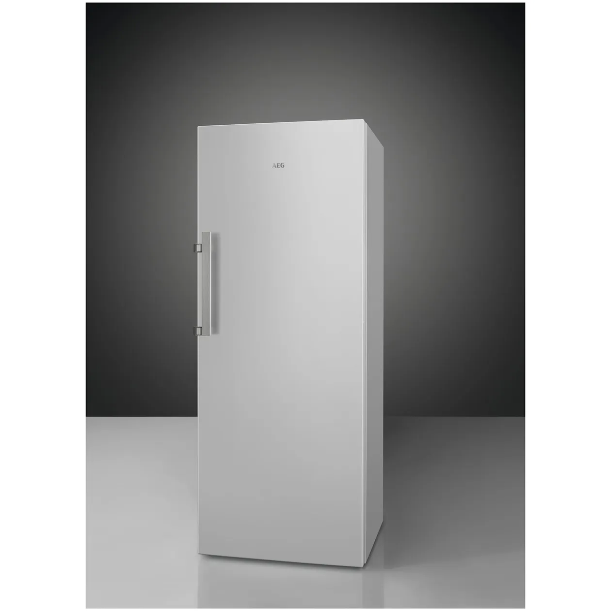 AEG AGB332E2NW